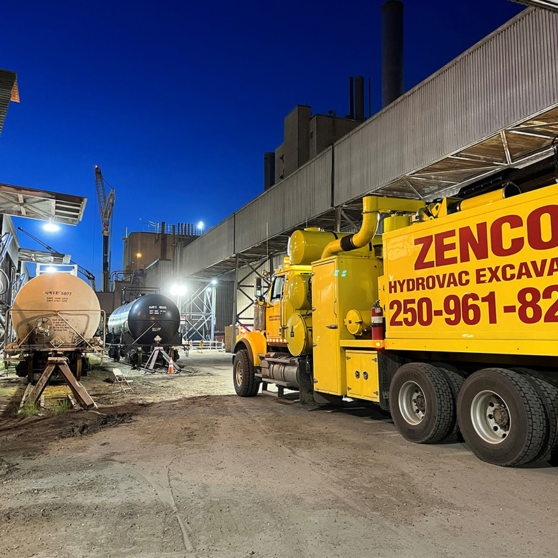 Zenco Hydrovac truck at rail yard